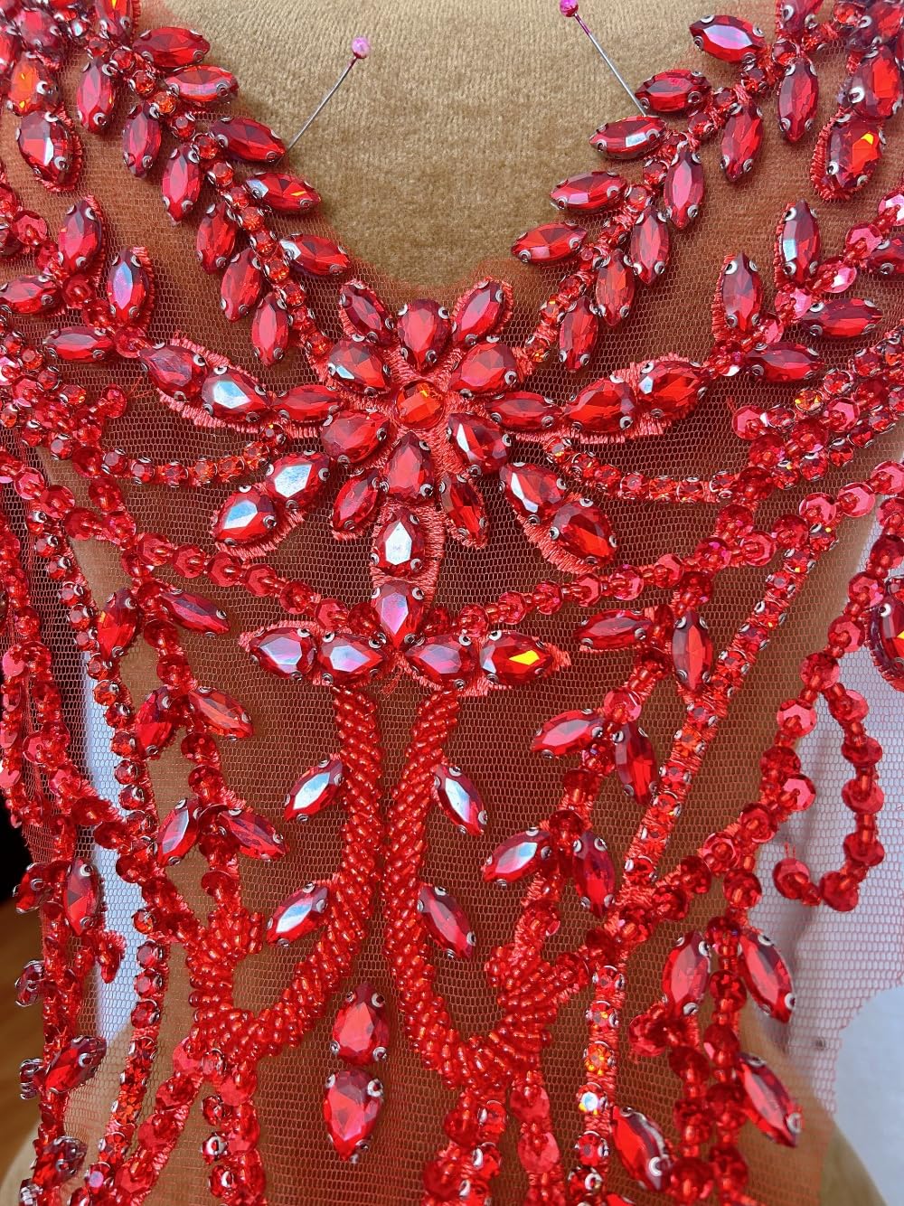 Hand Beaded Sewing Lace Patches Costumes Appliques with sew on Crystals Rhinestones for Crafts DIY Protects Wedding Evening Party Dance Clothes Accessories (Red)
