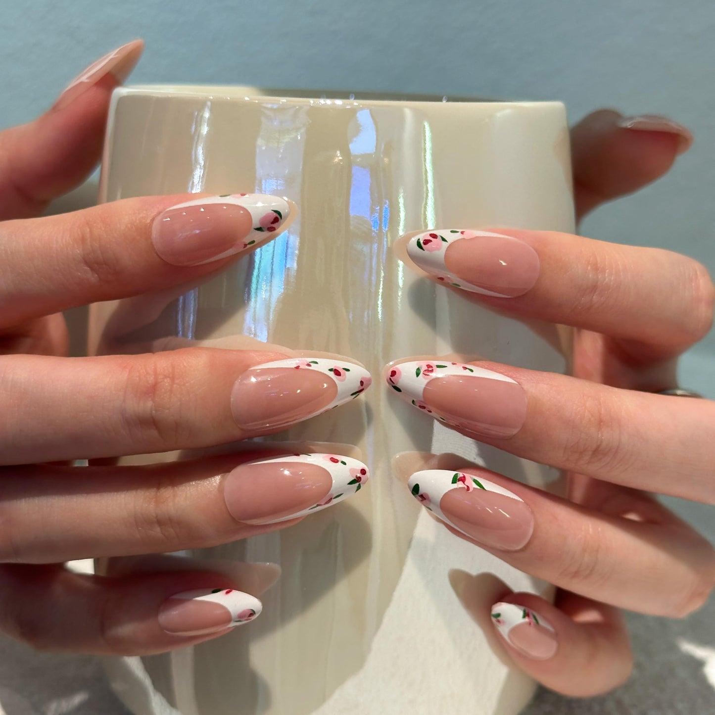 COOCRENAILS Press on Nails, Spring Tulip French Tip, Almond Floral Manicure Set with Botanical Design, 24 Pcs On Nails for Effortless Elegance