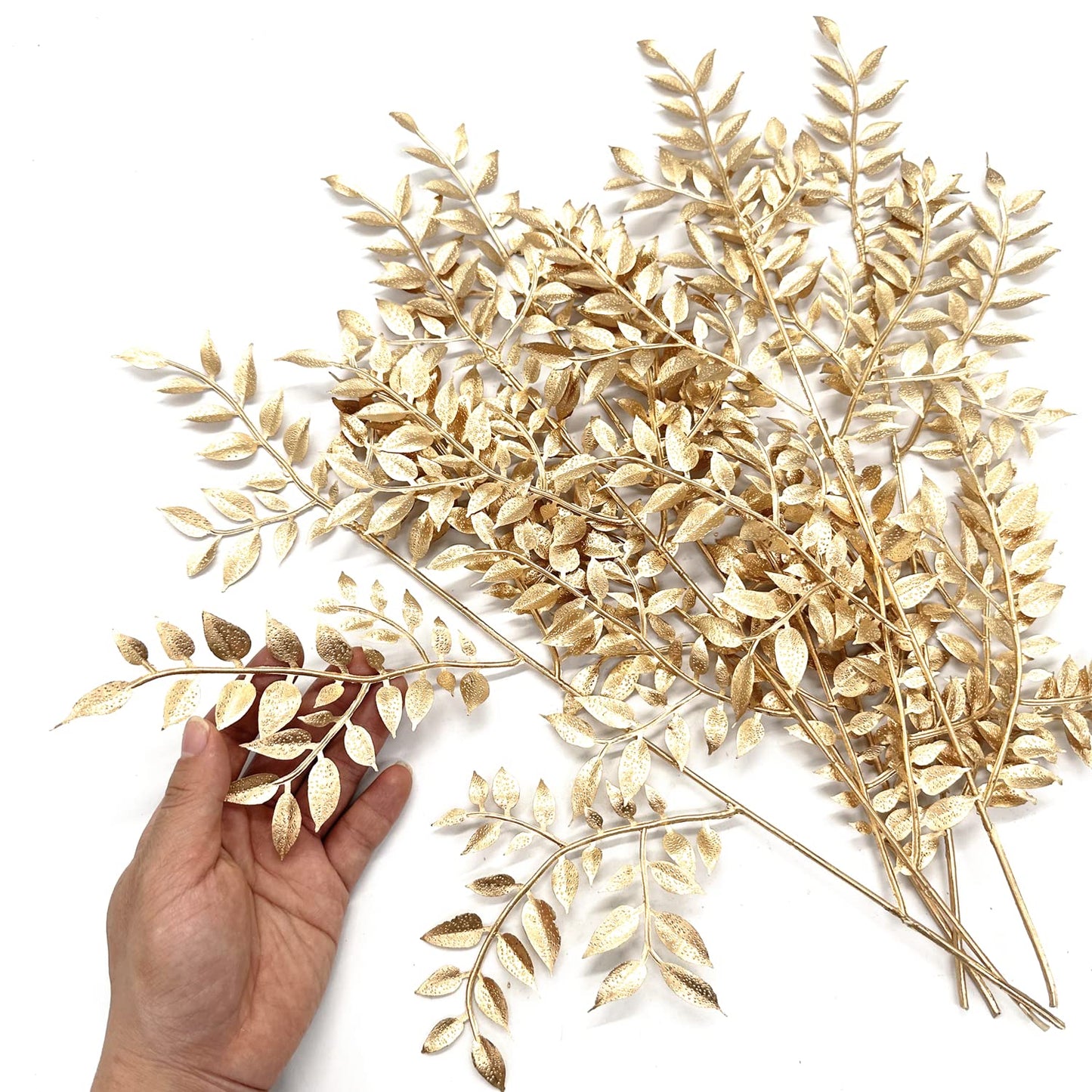 Fake Golden Leaves Plant for Christmas Decorations, Artificial Gold Plants Foliage Stems Plastic Simulation Faux Leaf Stem for Home Garden Wedding Party Decor DIY Glitter Crafts Gift Ornaments 5 Pcs