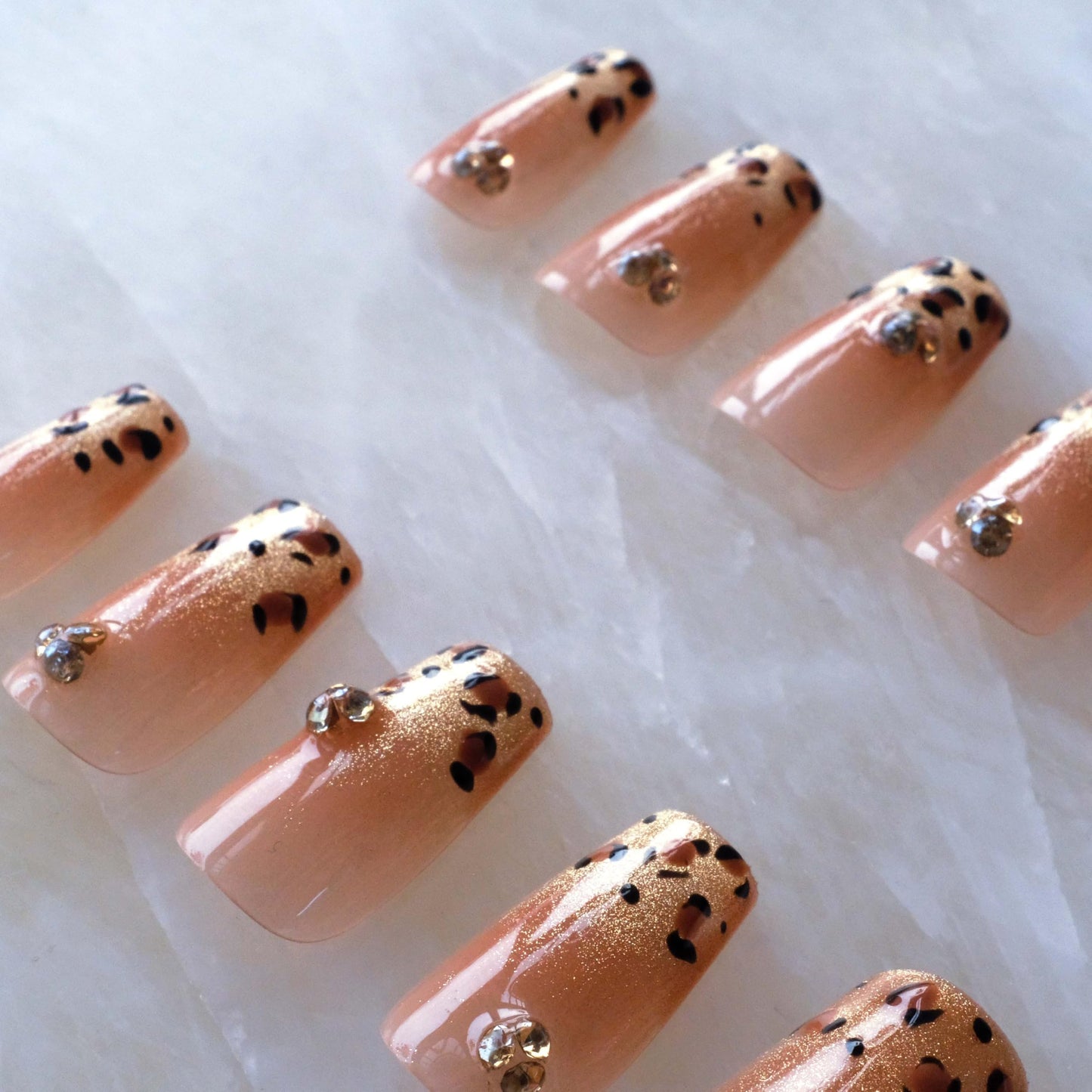 GLORS Maillard Style Leopard Cat Eye Press on Nails, Short Handmade False Nails, Medium Ballerina Shape, 10 Pieces (Small, MB)