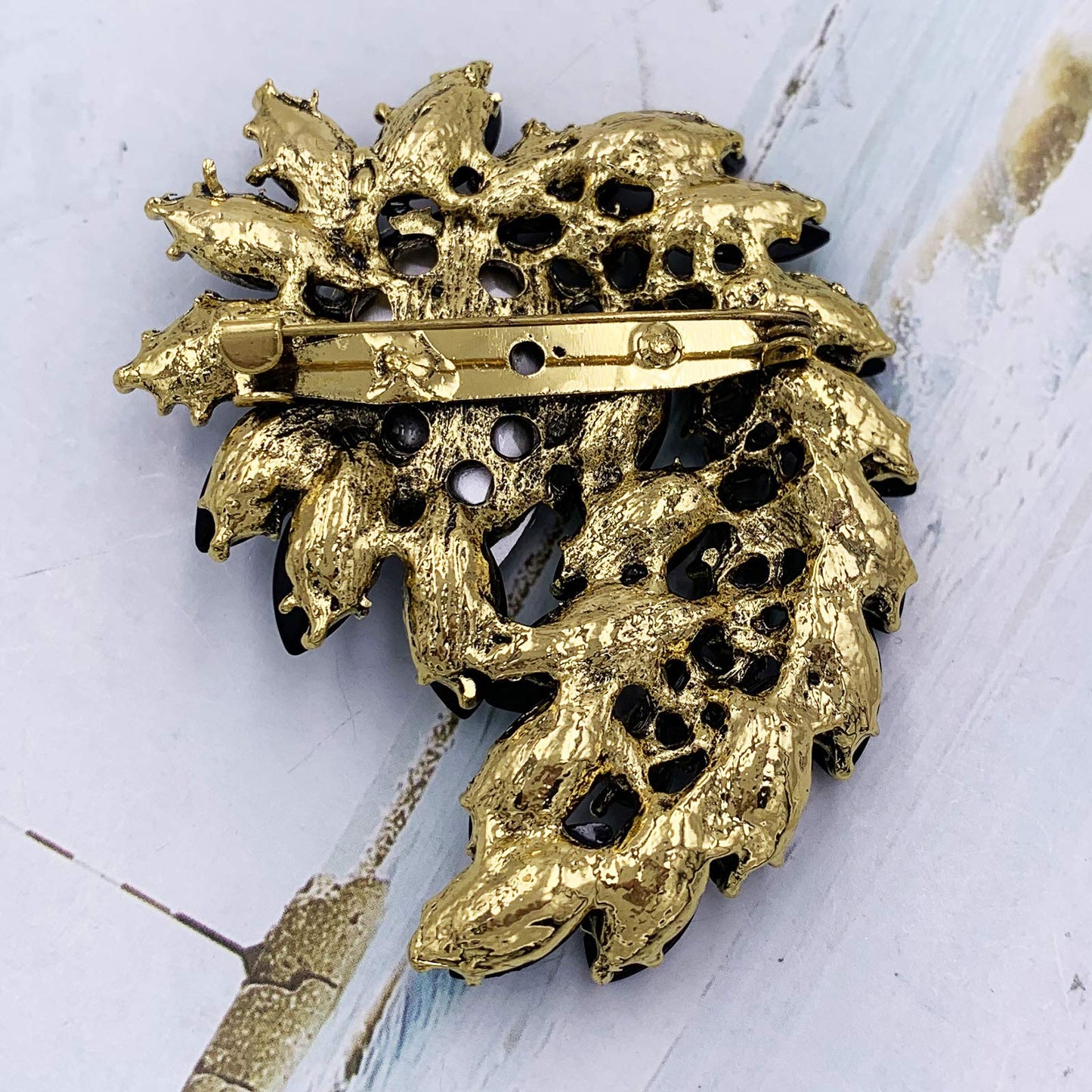 SELOVO Marquise Color Leaf Black Statement Party Brooch Pin Jewelry Accessory Gold Tone