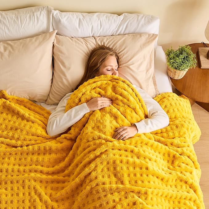 NEWCOSPLAY Super Soft Queen Blanket Yellow Premium Silky Flannel Fleece 3D Waffle Checkered Lightweight Bed Blanket All Season Use (Mustard Yellow, Queen(90"x90"))