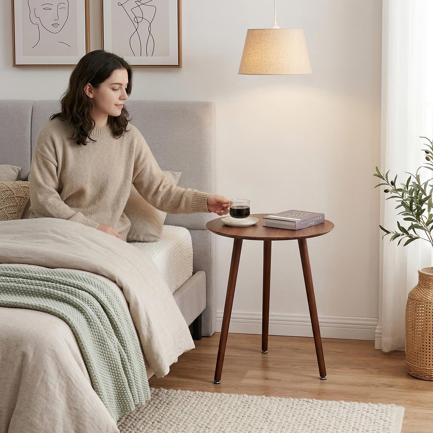VECELO Round Side Table, Small End Table for Indoor Outdoor, Wooden Bedside Table with Non-Slip Foot Pads, 3-Legged Nightstand for Living Room Bedroom Bathroom, 20" x 20" x 23.8",Rustic Walnut