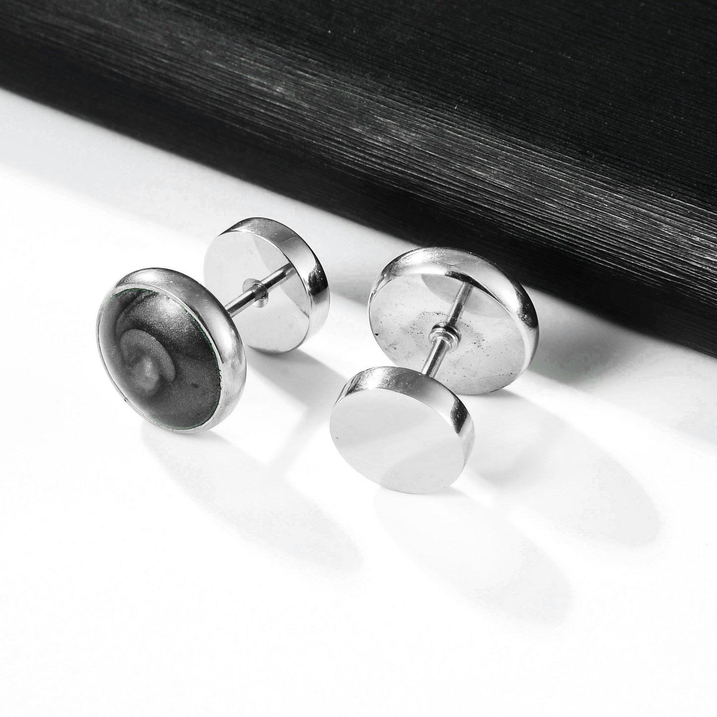 Screw Flat Back Stud Earrings Titanium Black Surgical Stainless Steel Barbell Earrings for Women Men Hypoallergenic for Ssentive Ears Punk Dot Ear Studs