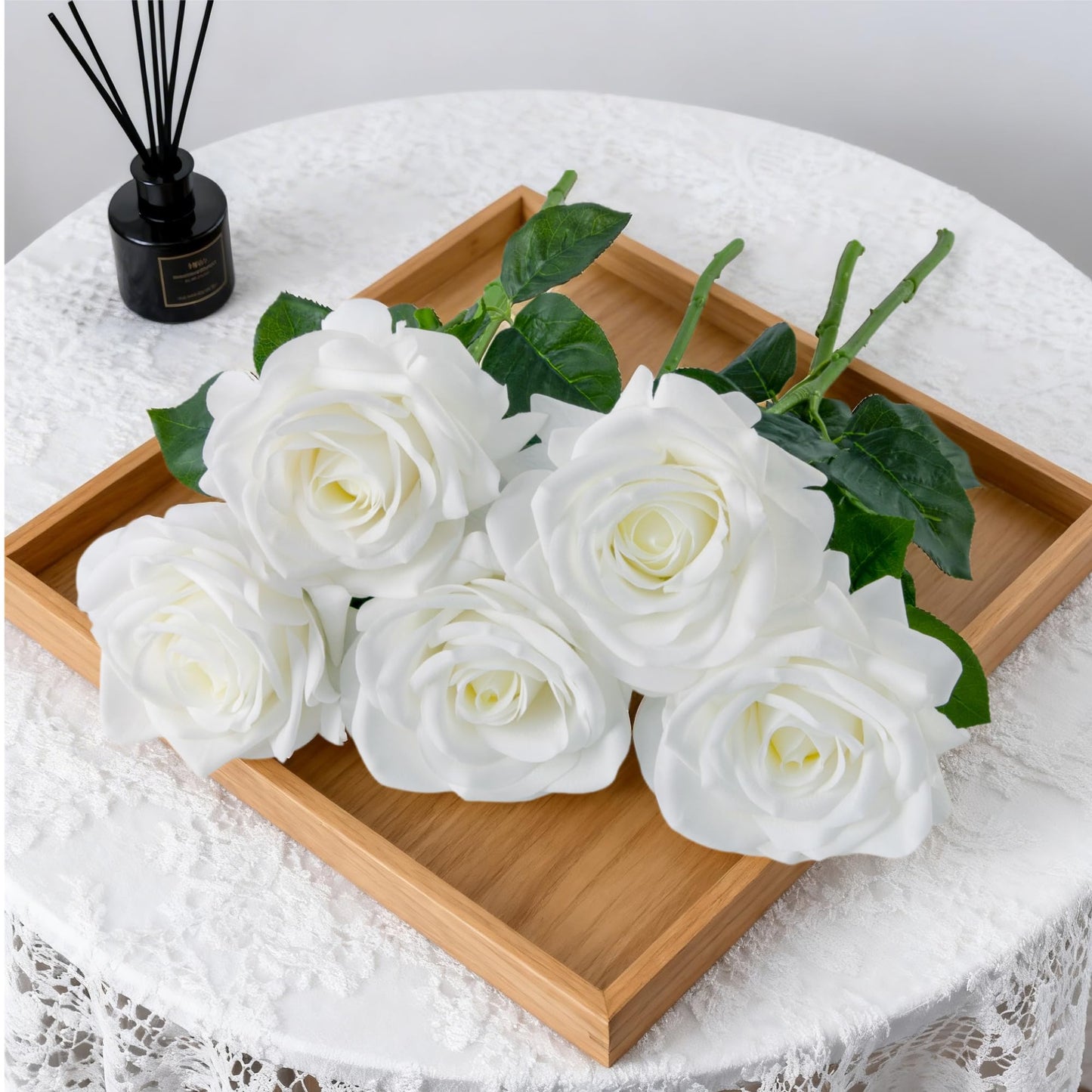 PIDOFOX Artificial Flowers, 5Pcs Real Touch White Roses, Realistic 4.3''Big Flower Head Faux Silk Roses Bouquets with Long Stem for Wedding DIY & Home Table Centerpieces Decoration