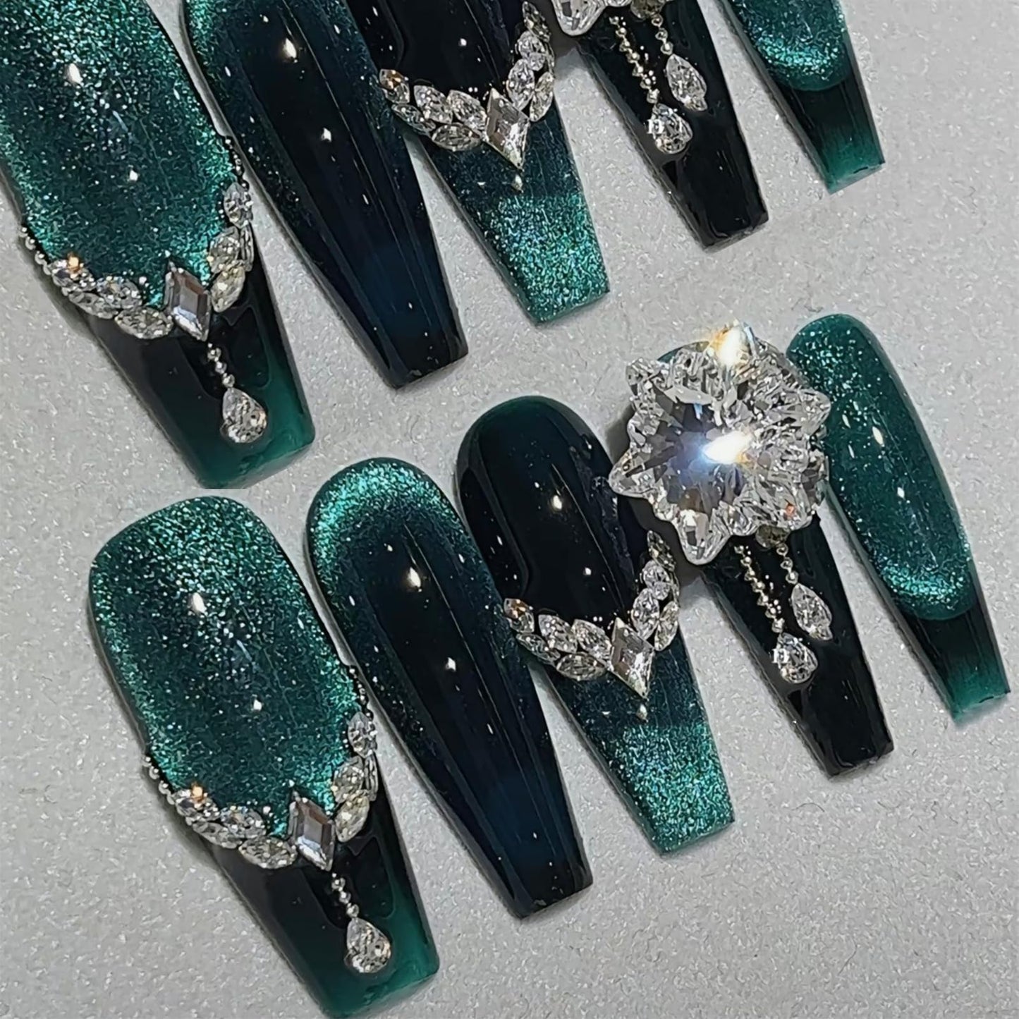 Handmade Press on Nails Square Luxurious Dark Green Gradient Cat's Eye with Heavy Gemstone Decoration Acrylic Nails Press on Handmade Nails Luxury Press On Nails(L)