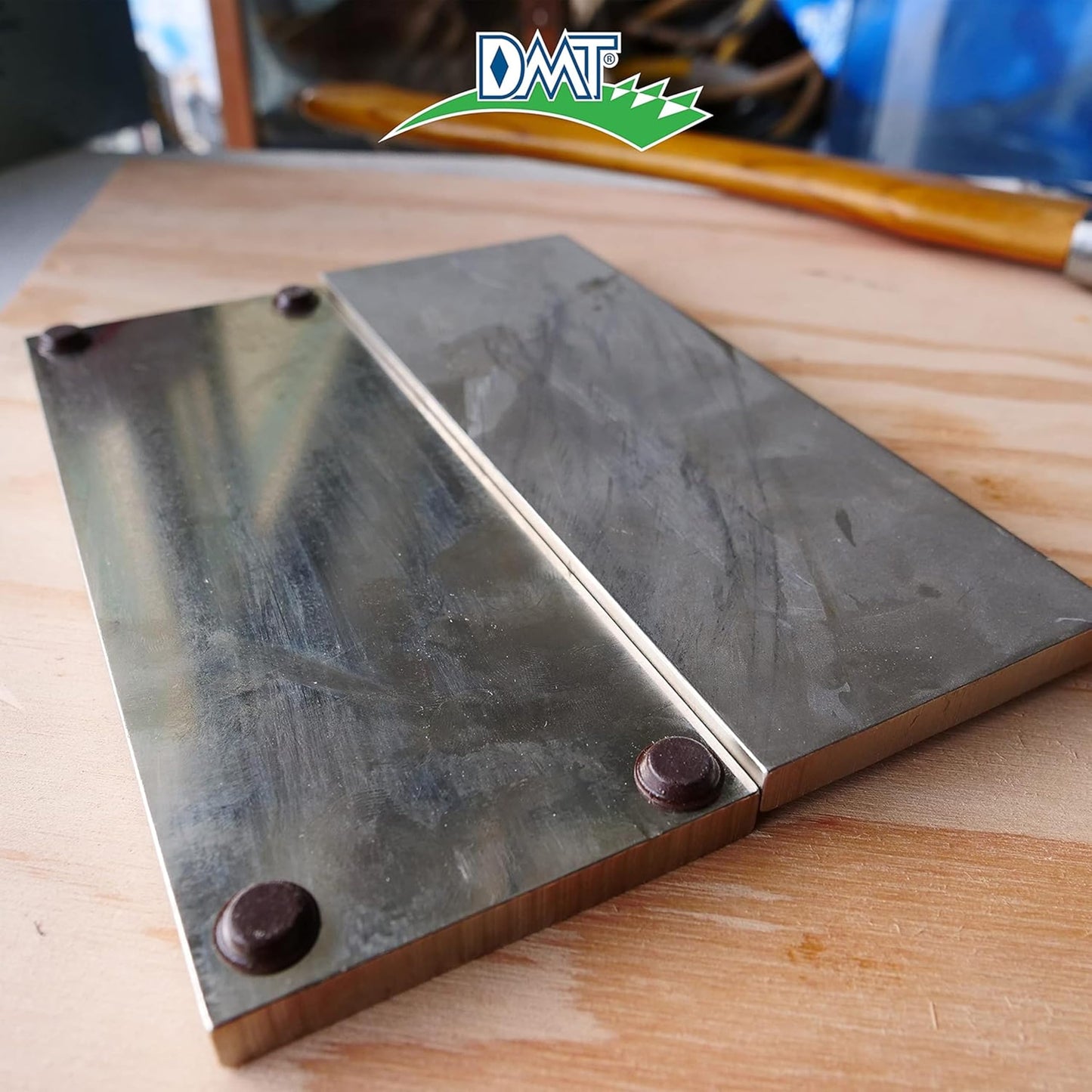DMT D8C Dia-Sharp Bench Stone - Diamond Knife Sharpener for the Workshop, Jobsite or Kitchen - Coarse (325) - Flat Diamond Sharpening - Non-Slip Knife Sharpener- Made in the USA - 8 x 3 x 0.38 Inches