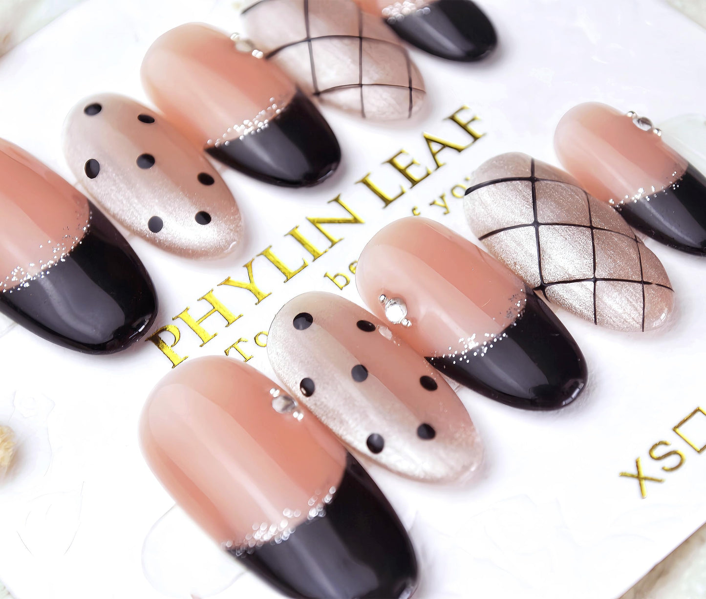 Handmade Press On Nails impress Fake Nails Medium Almond Oval French nails 3D Pink and Black Checkered cute design Hand Finger Manicure glue False press ons Nail Artificial (S size)