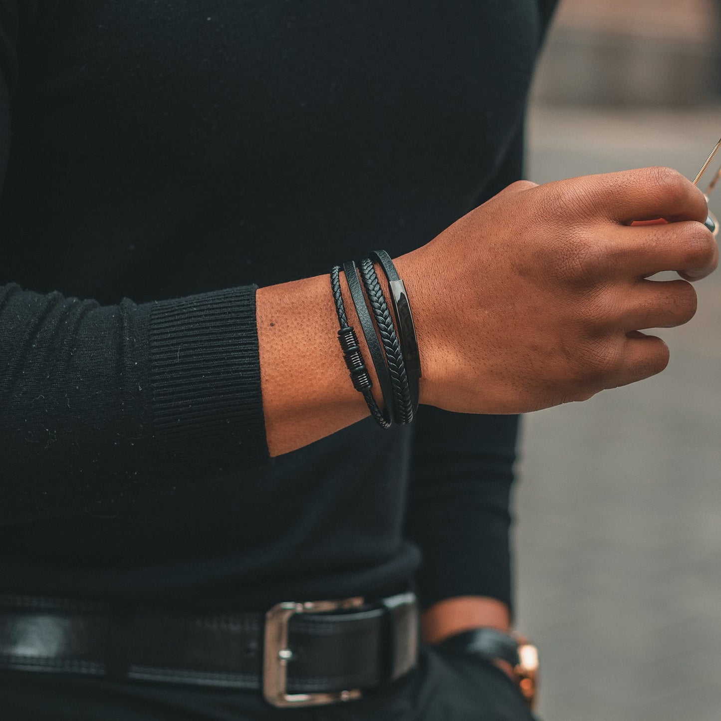 SERASAR Mens Original Leather Bracelet 20cm Black Men Gift Box Genuine Braided Adjust Able Magnetic Clasp Multi Layer Wrap Rope Man Mans Bracelets Jewelry Magnet Accessories