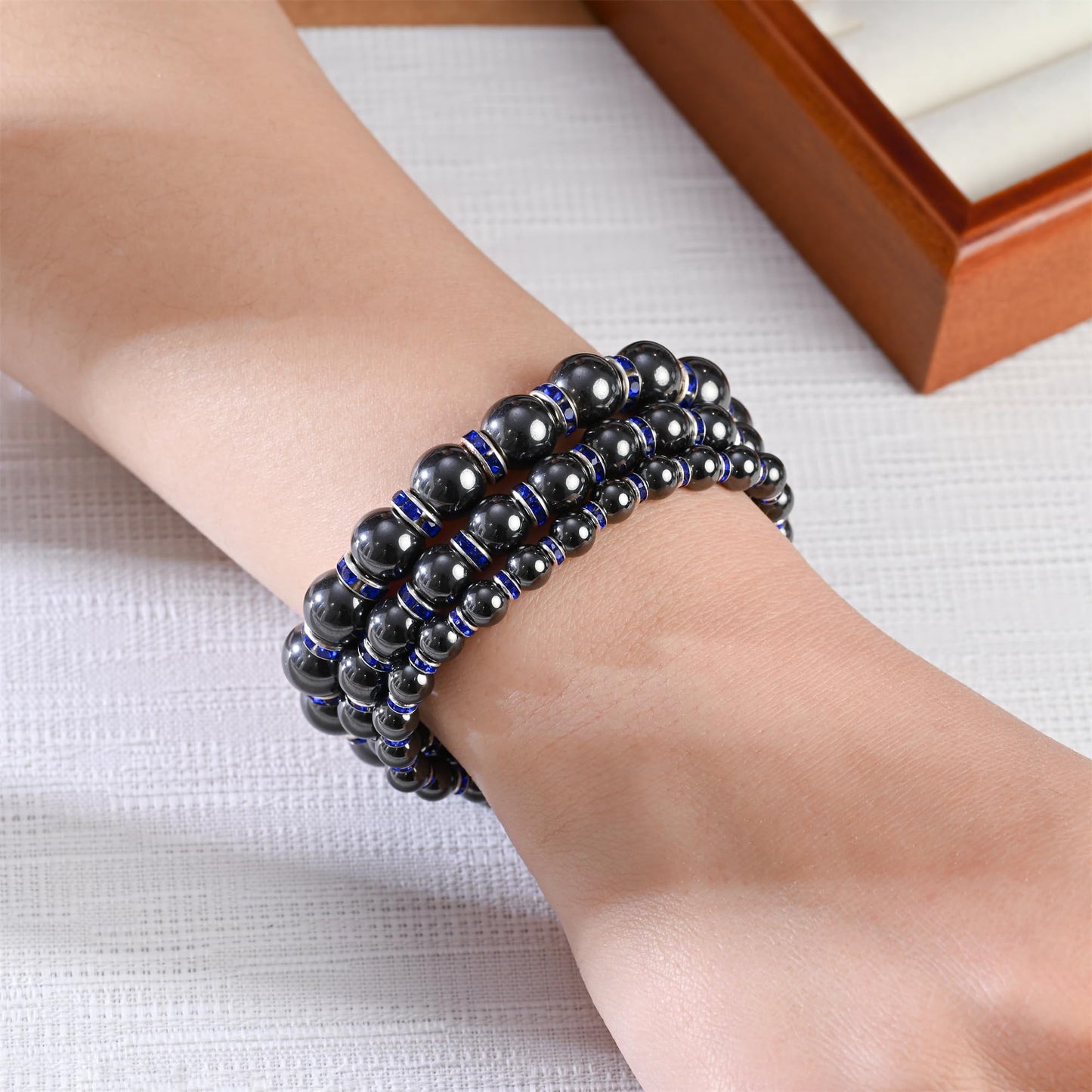 Apocalyptic-K Women's Magnetic Bracelet，Hematite Bracelets，Magnetic Bracelets With Zirconia,Handmade Stretch Bracelet，Eliminates static electricity. (Blue Zirconia，8MM)