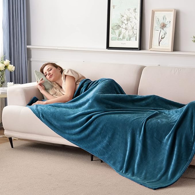 SOCHOW Flannel Fleece Blanket Twin Size, All Season Lightweight Super Soft Cozy Blanket for Bed or Couch, Blue Coral, 60" X 80"