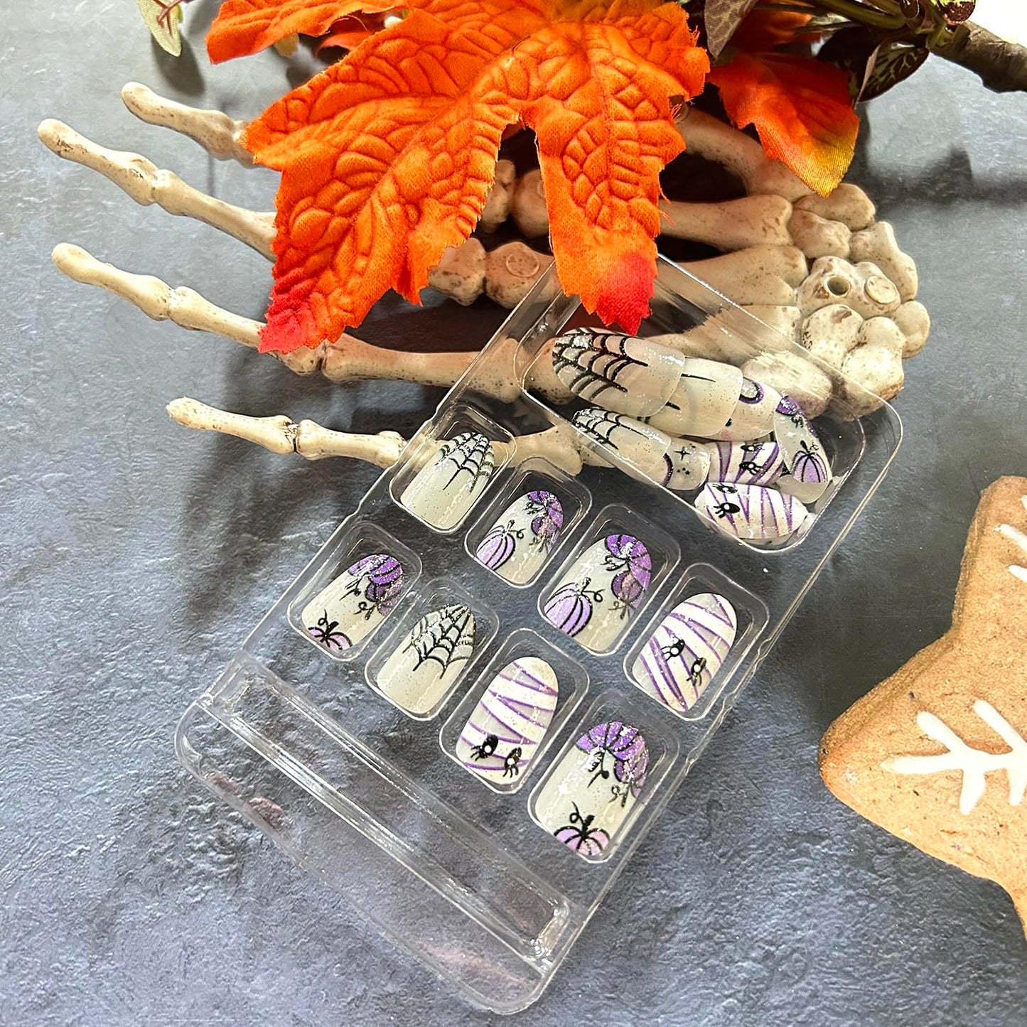Halloween Press on Nails Short Oval Shaped Cute Ghost Pumpkin Mummy Pattern Design Halloween Nail Full Cover Artificial Acrylic False Nail French Spider Web Festival Stick on Nails for Women 24Pcs