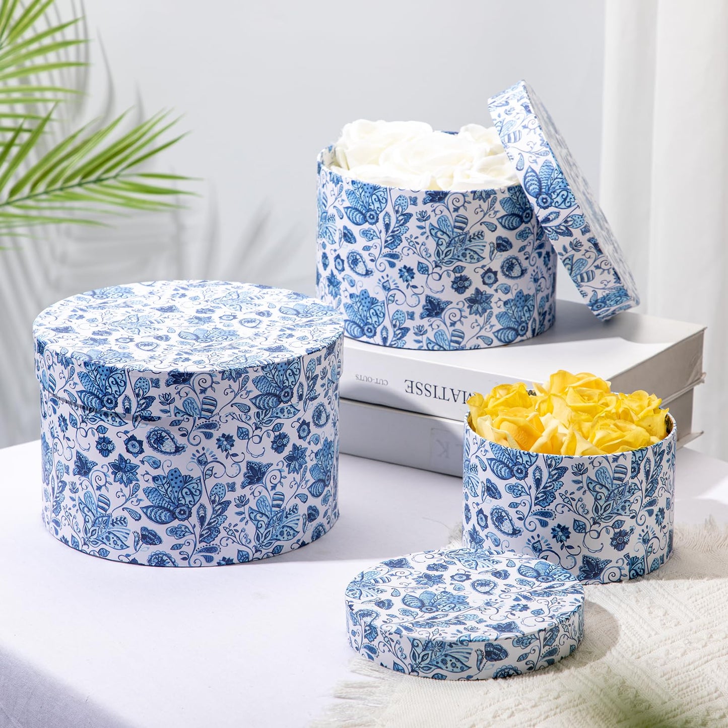 Briful Round Gift Boxes with Lids 4PCS Blue Flower Print Gift Box for Presents Nesting Assorted Sizes Present Boxes for Christmas Birthday Valentines Party Gift Wrap
