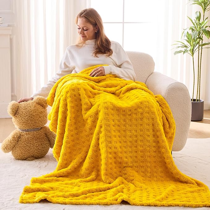 NEWCOSPLAY Super Soft Twin Blanket Yellow Premium Silky Flannel Fleece 3D Waffle Checkered Lightweight Bed Blanket All Season Use (Mustard Yellow, Twin(60"x80"))