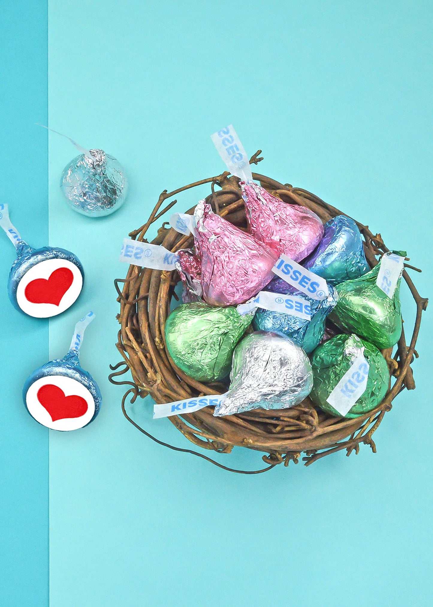 250 Small Red Heart Stickers - Valentine's Day - Valentines Stickers & Decorations