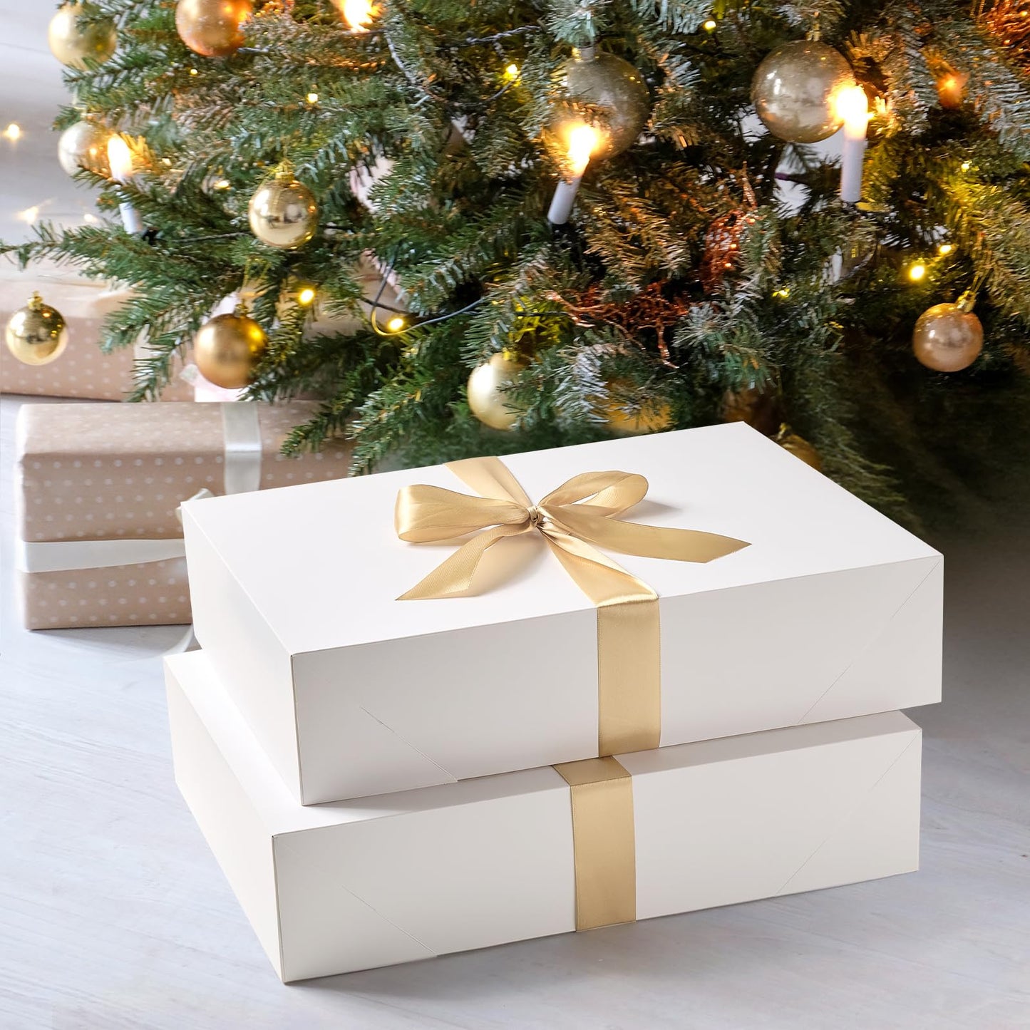 Ocmoiy 8 Pack Large Gift Boxes with Lids, 17 x 11 x 4 Inches Extra Deep White Gift Boxes for Presents, Auto Pop-up Clothes Box for Robes Shirts Blankets and Bulky Presents