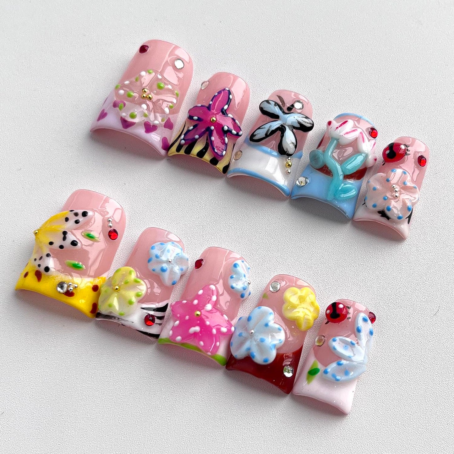 French Tip Press on Nails Handmade Short Duck 3D Flower Thick Acrylic Nails Cute False Nails with Floral Ladybug Butterfly Designs Glossy Fake Nail Sturdy Art Spring Press on Nail 10Pcs(S)