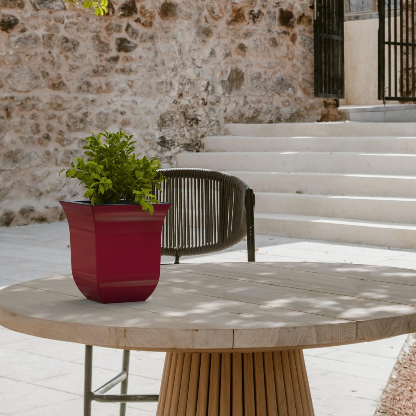 Valencia 8in Planter - Red
