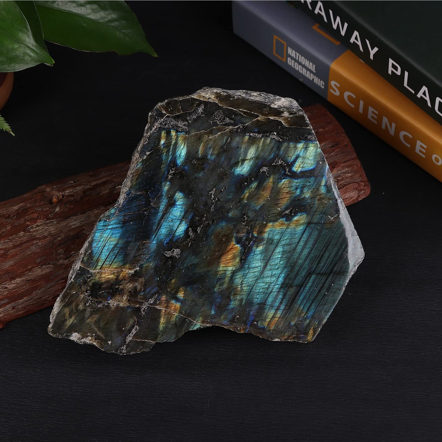 JIC Gem Healing Labradorite Upright Stone Gemstone Worry Therapy Crystal Point Reiki Stone Home and Office Decor 1-2 lb