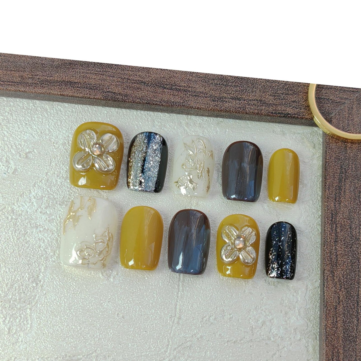 Short Square Press on Nails 3D Flower False Nails with Designs, Glitter Fake Nails Handmade Reusable Manicure Kit (Ginger#Medium)