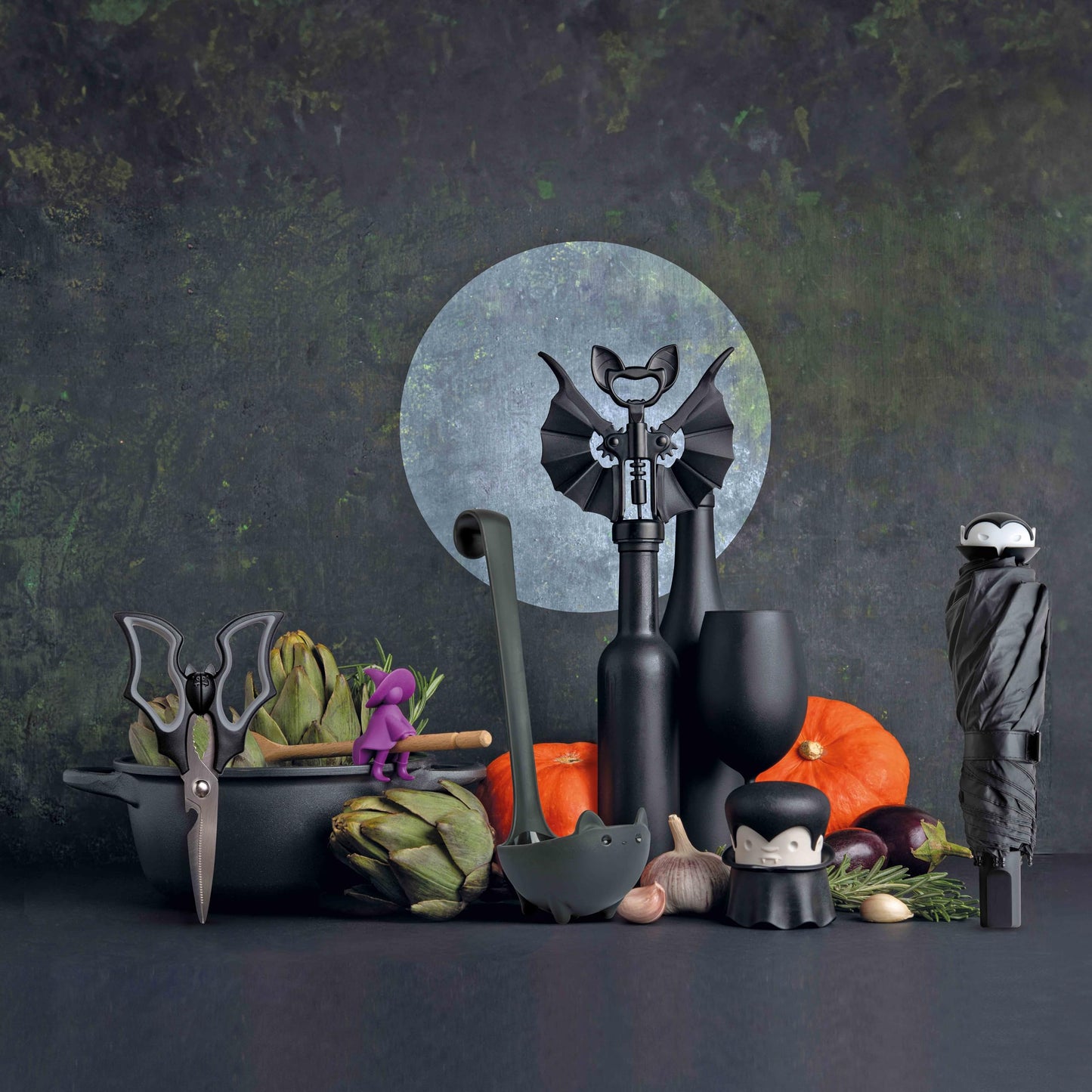 OTOTO Elizabat Kitchen Scissors - Halloween Goth Cute Bat Kitchen Shears, Gothic Scissors Utensils - Spooky Bats Halloween Gifts, Cute Gadgets, Kitchen Gadgets
