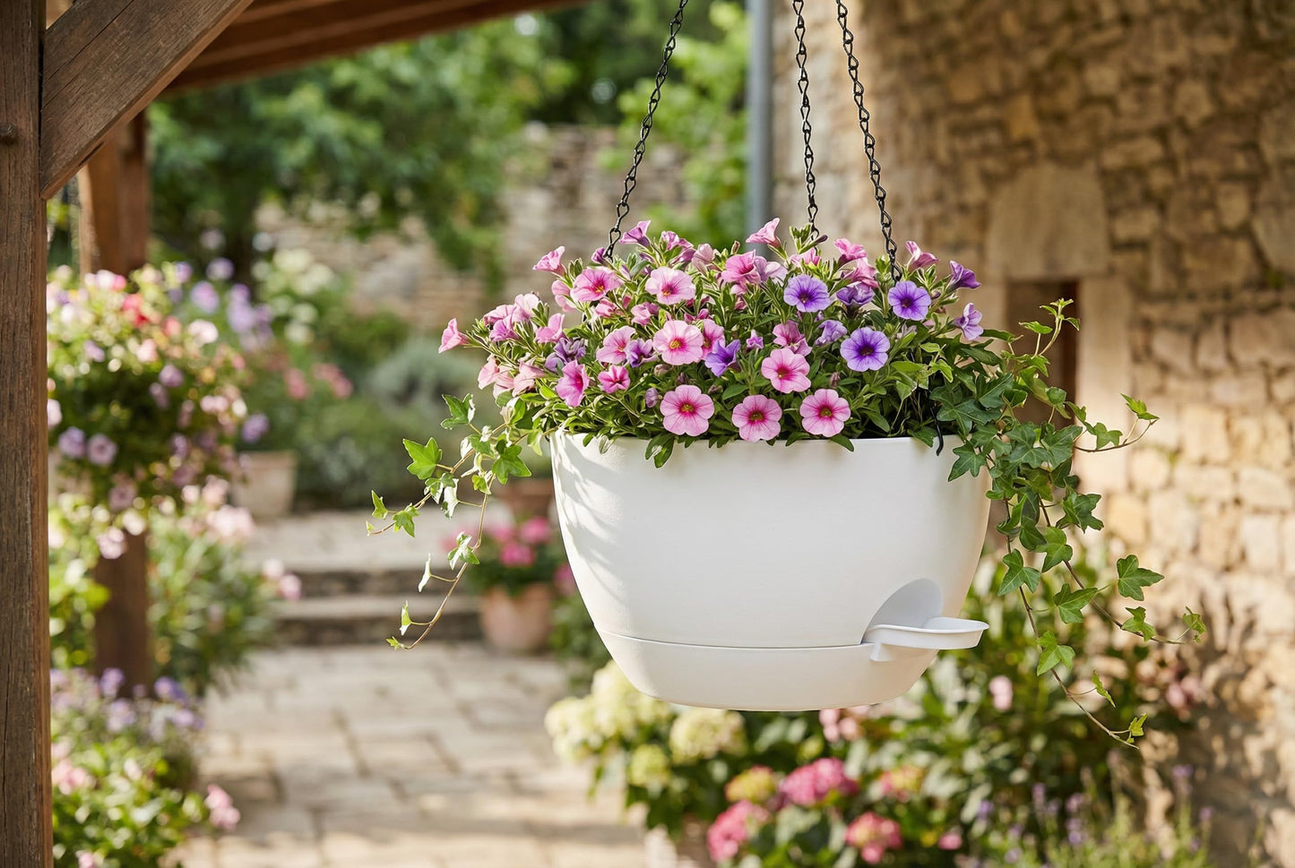 XQSHPDM Hanging Planters, 3-Pack 10 Inch Self-Watering Pots with Drainage Holes and Chains, Matte Plastic Planters for Indoor/Outdoor Plant（White）