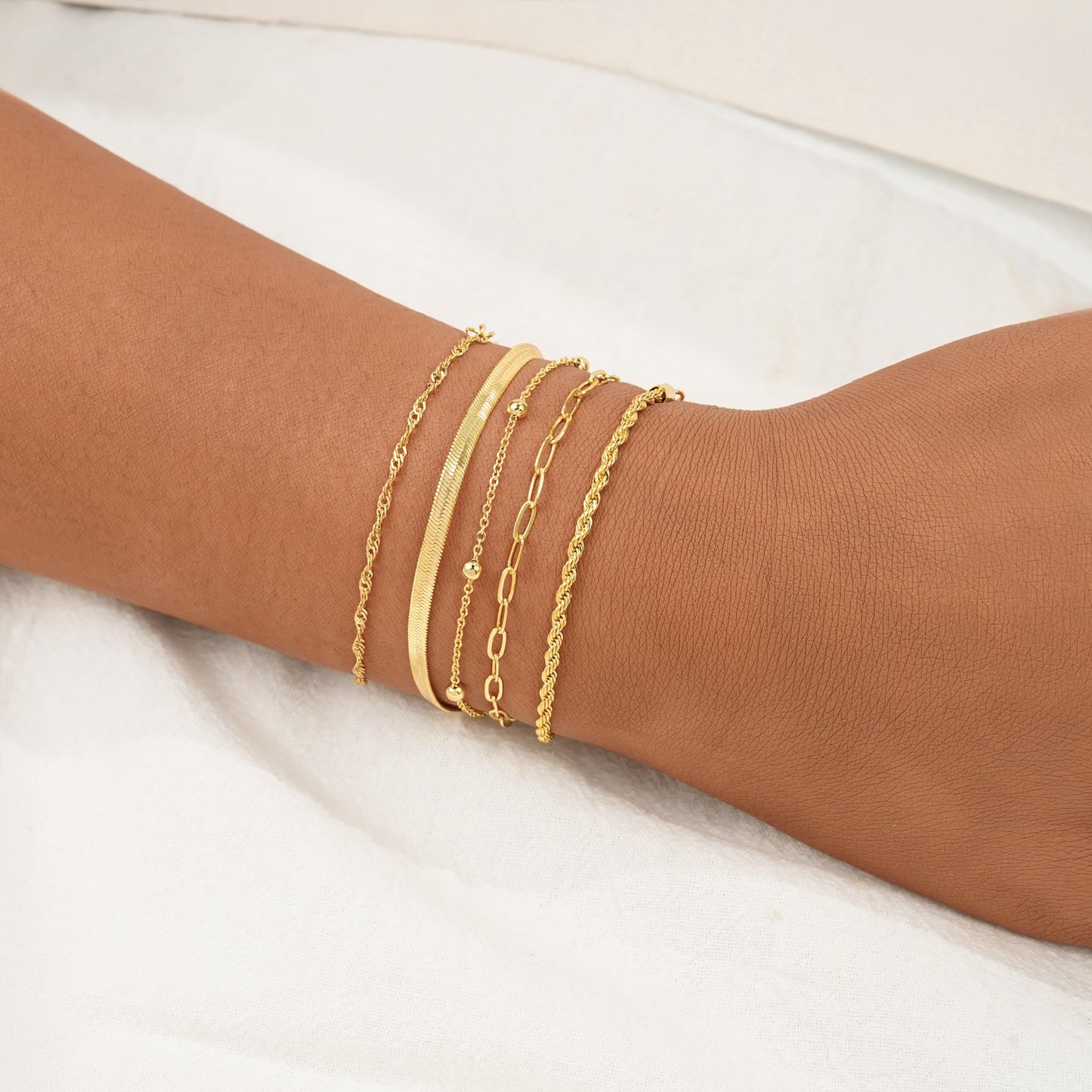 BERISO Gold Bracelets for Women, Elegant Adjustable 14K Gold Plated Bracelet for Women Dainty Gold Bracelet for Everyday Wear Gifts for Womens
