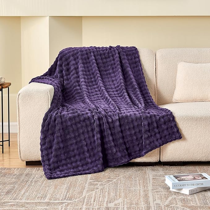 SOCHOW Aubergine Bubble Fleece Blanket for Couch, Super Soft Cozy Cute Throw Blanket for Women, Decorative Fuzzy Flannel Blanket, 60 x 80 Inches