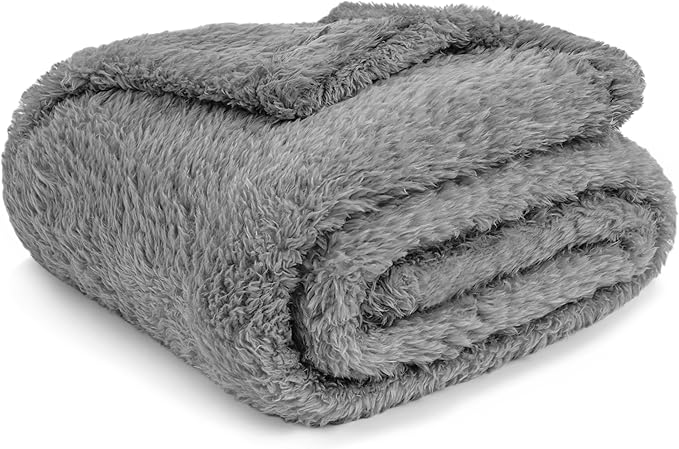 Pavilia Sherpa Bed Blanket King Size, Grey Plush Soft Cozy Fluffy Lightweight Microfiber Fuzzy All Season Blanket, 90x108 King