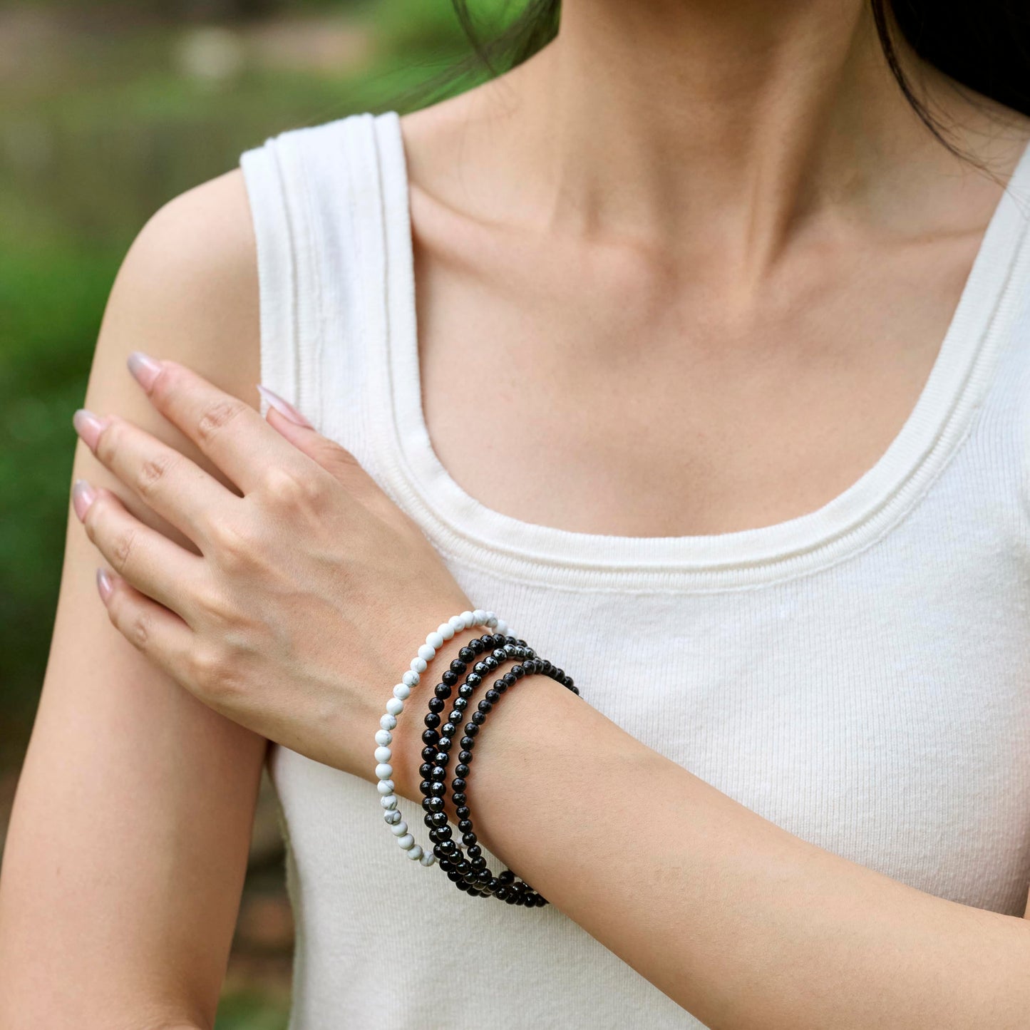Bivei Black Onyx - Grounding - 4mm Beaded Bracelets for Women Handmade Semi Precious Natural Stone Stretch Elastic Jewelry Yoga Protection Gifts Small