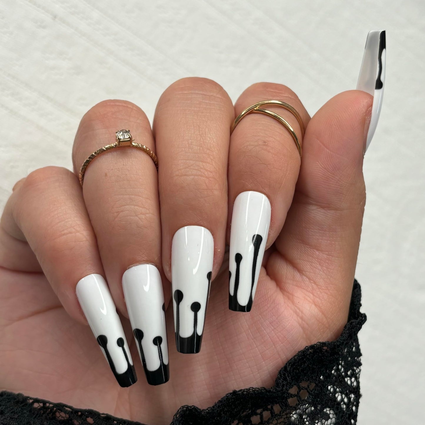 BLACK DRIP by Lavaa Beauty | Extra-Long Coffin Press-On Nails | Black Paint Drip on White Base