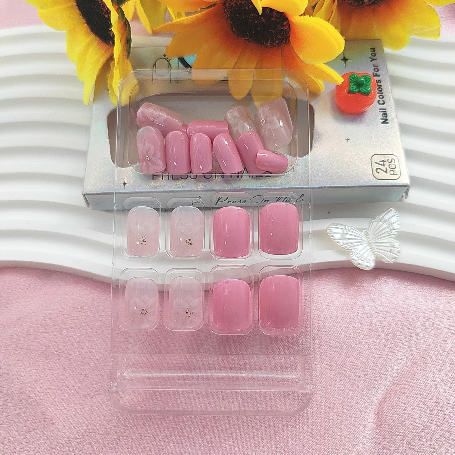 Square Press on Nails Short Fake Nails with White Flower Designs Pink Nails Press ons Glossy Glue on Nails Cute Acrylic Nails Spring False Nails Artificial Stick on Nails for Women 24Pcs