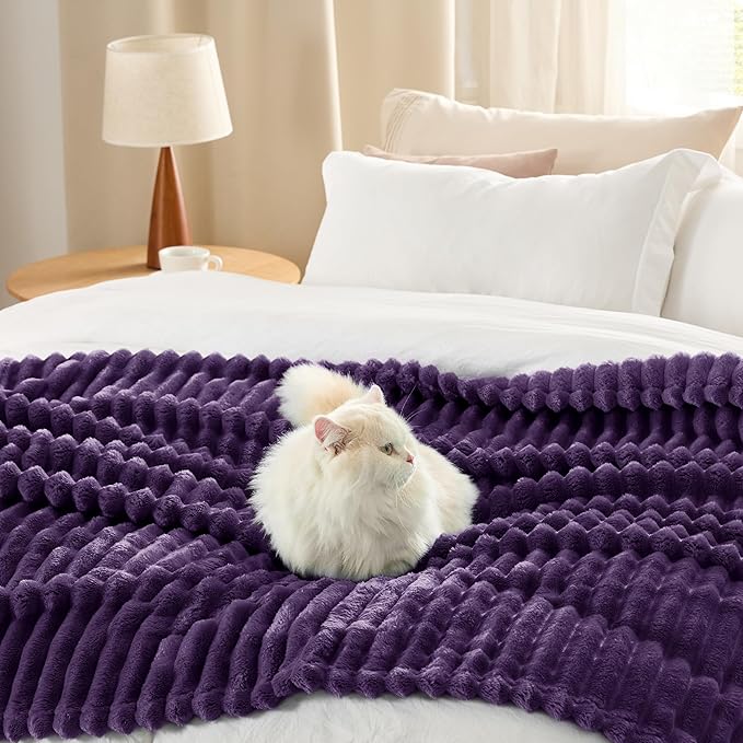 Bedsure Purple Fleece Blanket for Couch&King Size Blanket for Bed,108x90 Inches