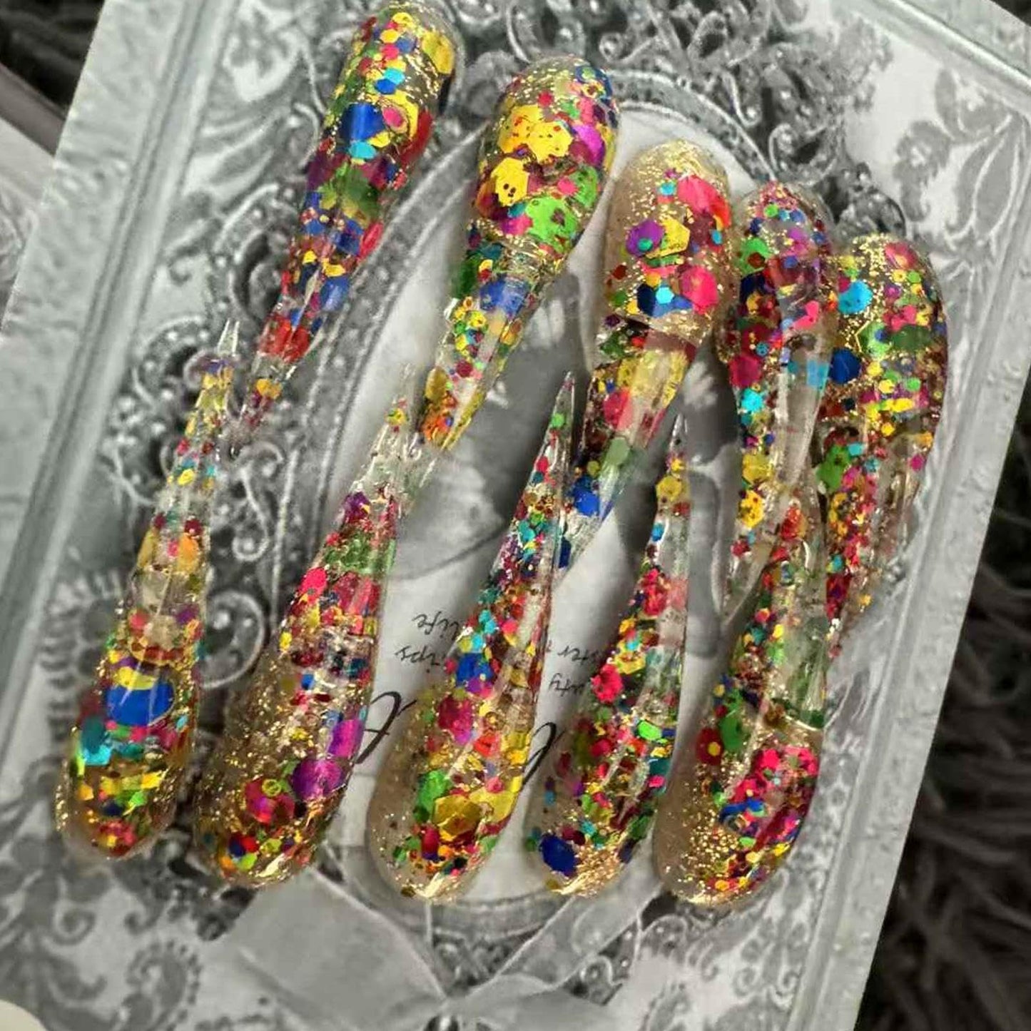 Short Fake Nails Luxury Gothic Press on Nails Handmade 3D Nail Art Dark Elegant Size M