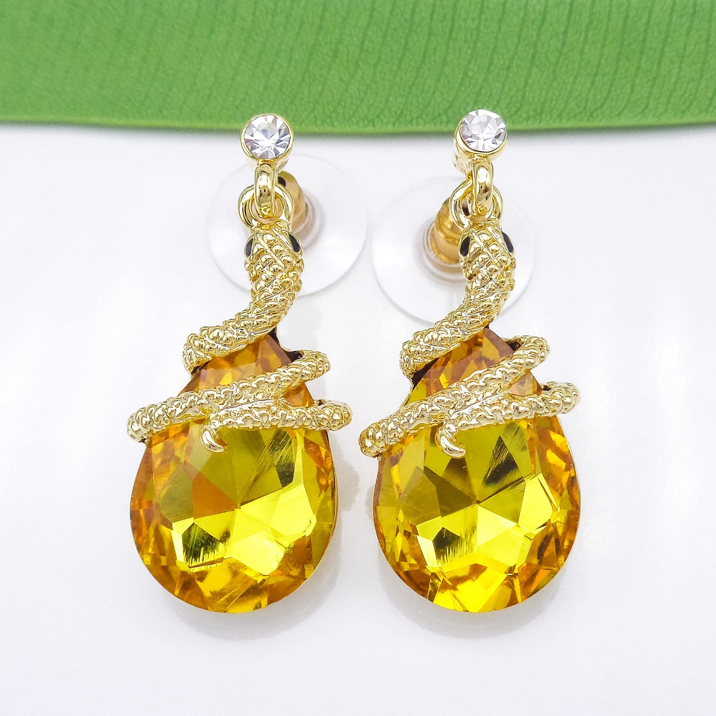 Navachi 18k Gold Plated White Crystal Curly Snake Golden Zircon Drop Dangle Az2346 Stud Earrings