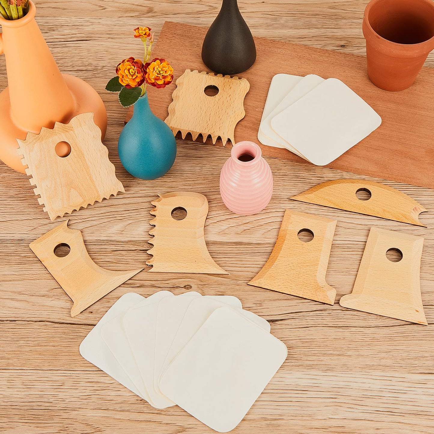 Amylove 27 Pcs Pottery Trimming Tools Set Pottery Ribs Ceramics Tools Foot Shaper with 20 Pcs Pre-Cut Chamois Cloth Wood Foot Rib for Carving Clay Molds Clay Texture Ceramics Supplies