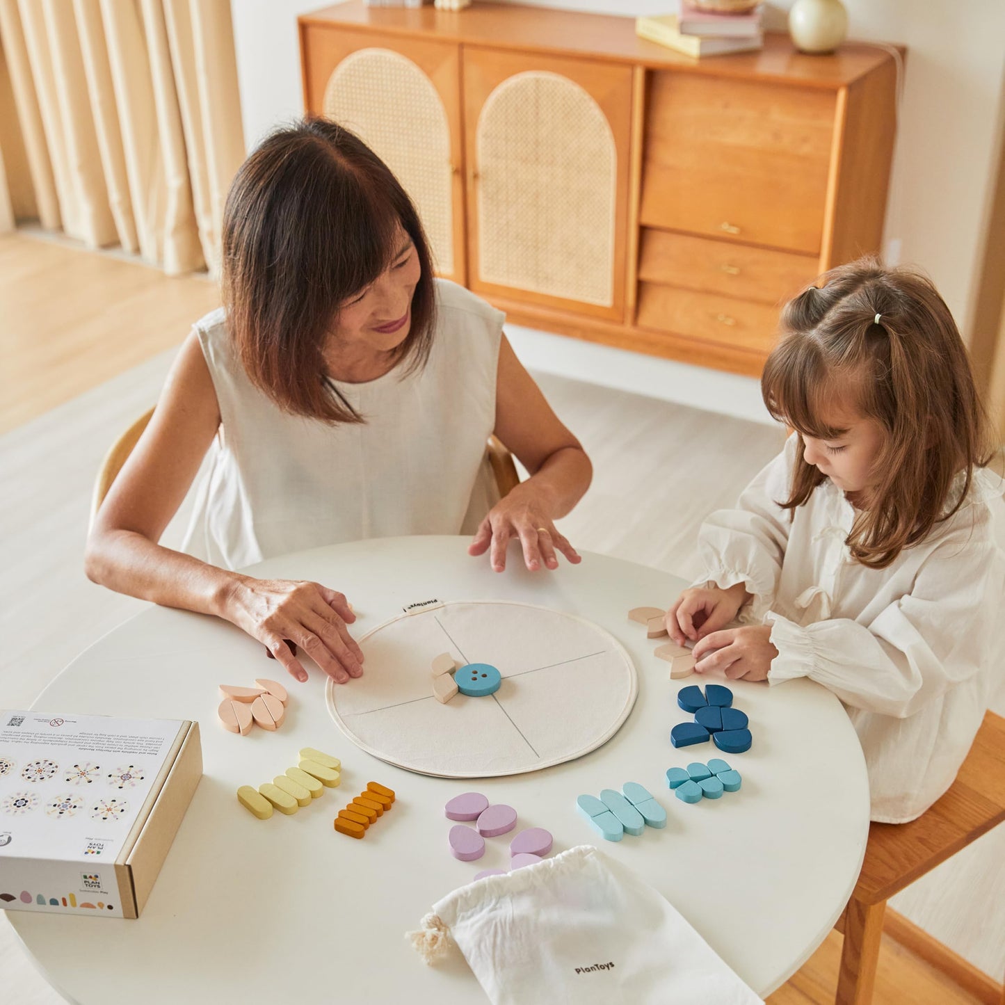 PlanToys® Wooden Mandala Set for Montessori Inspired Open Ended Play | Sensory, Creative and Spatial Learning Activity | Eco Friendly Wooden Mandala Pieces for Mindful Play