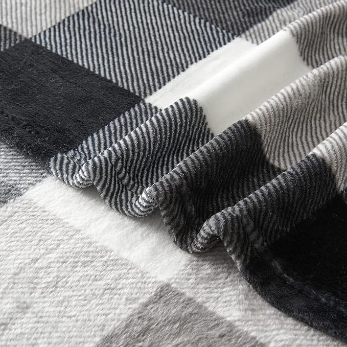 SOCHOW Buffalo Plaid Flannel Fleece Throw Blanket 60 x 80 Inches, Soft Lightweight Cozy All Season Black/White Checkered Blanket for Bed, Couch, Car