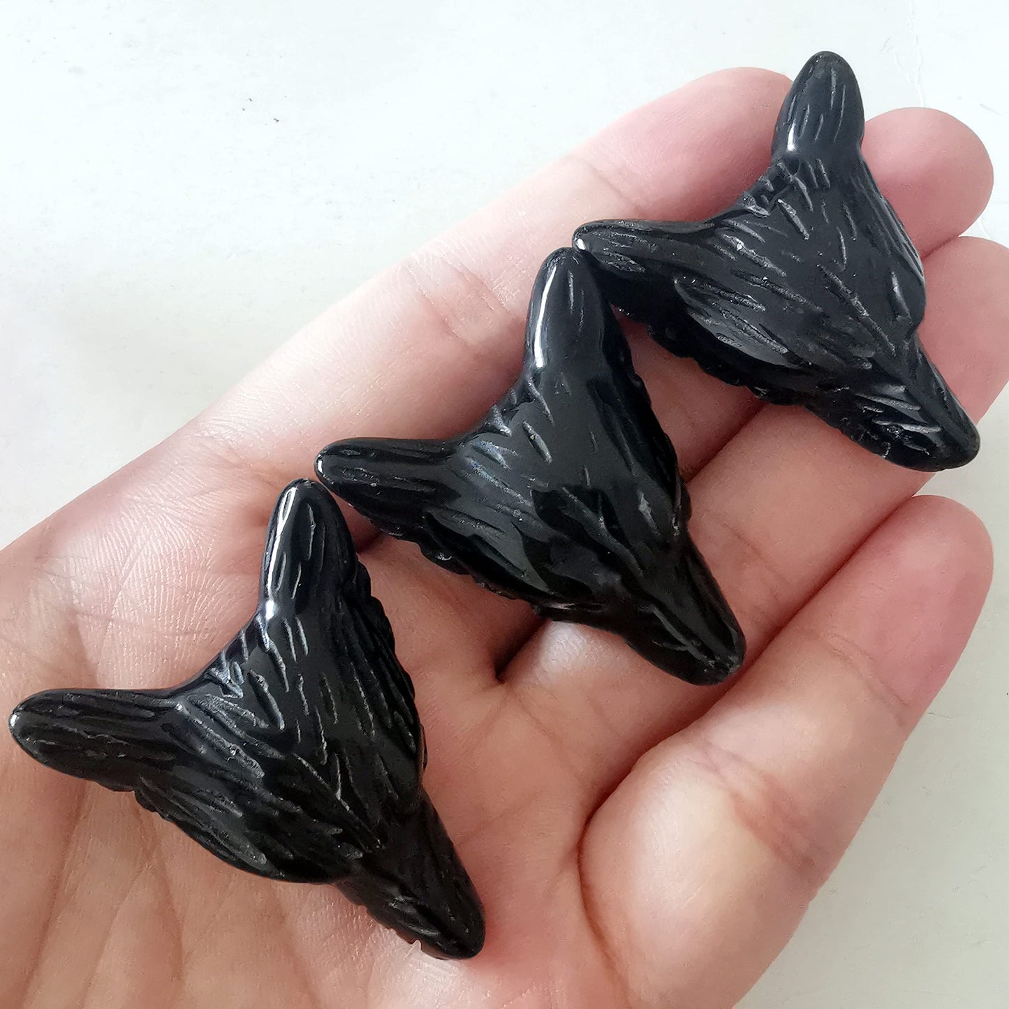 Bacatgem Natural Black Obsidian 1.37 inchs Wolf Head Pocket Crystals and Healing Stone Figurine,Haped DIY-Jewelry Pendant