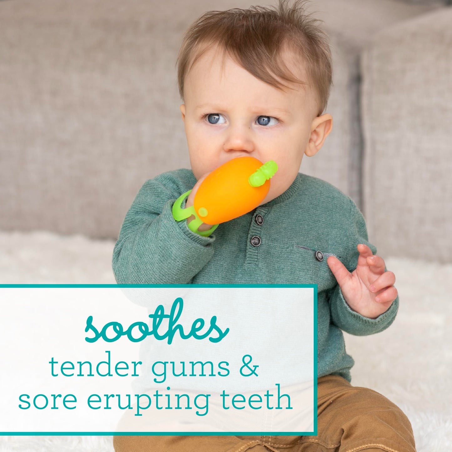 Infantino Handy Dandy Teething Mitt – Soft Silicone Teether for Babies, Develops Grasping Skills, Easy to Clean, Orange Carrot