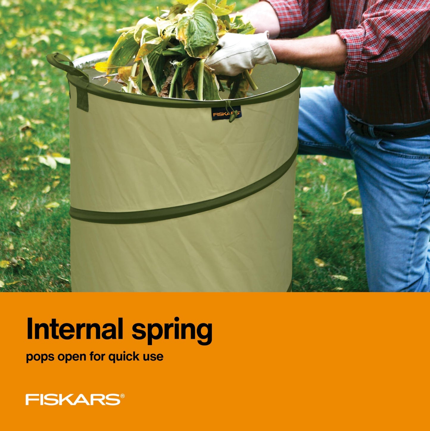 Fiskars Kangaroo Collapsible Spring Up Garden Bag for Yard Waste, Grass, Branches & Weeds, Tear & Mildew Resistant Vinyl-Coated Polyester, Folds Flat to 3 Inches for Space-Saving Storage, 30 Gallon