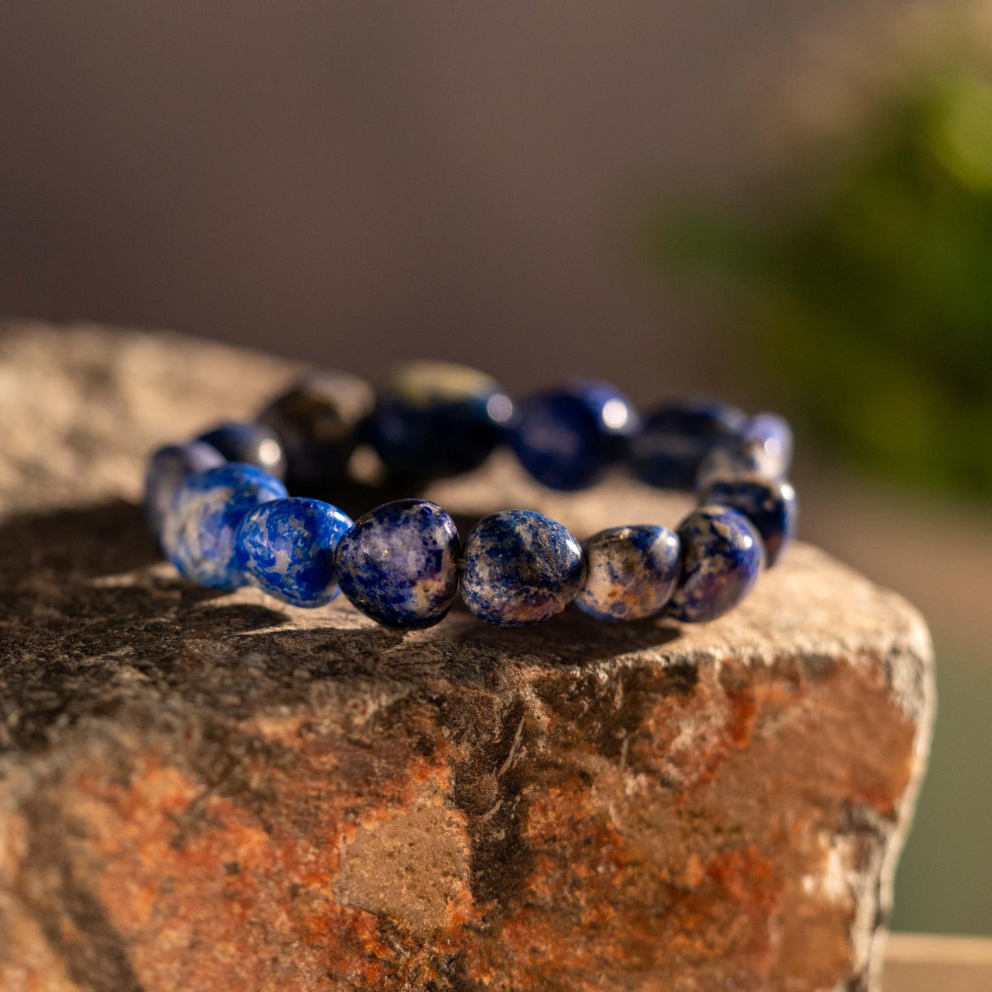 RIYAURA Lab Certified Lapis Lazuli Tumbled Healing Bracelet – 8mm Natural Gemstone Beads, Unisex Stretch Elastic Bracelet for Men & Women