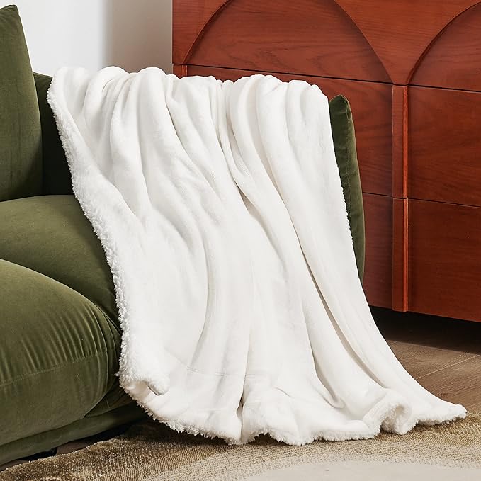Bedsure Sherpa Fleece Throw Blanket Twin Size for Couch - Thick and Warm, Soft Fuzzy Plush Twin Blanket for Winter, White, 60x80 Inches