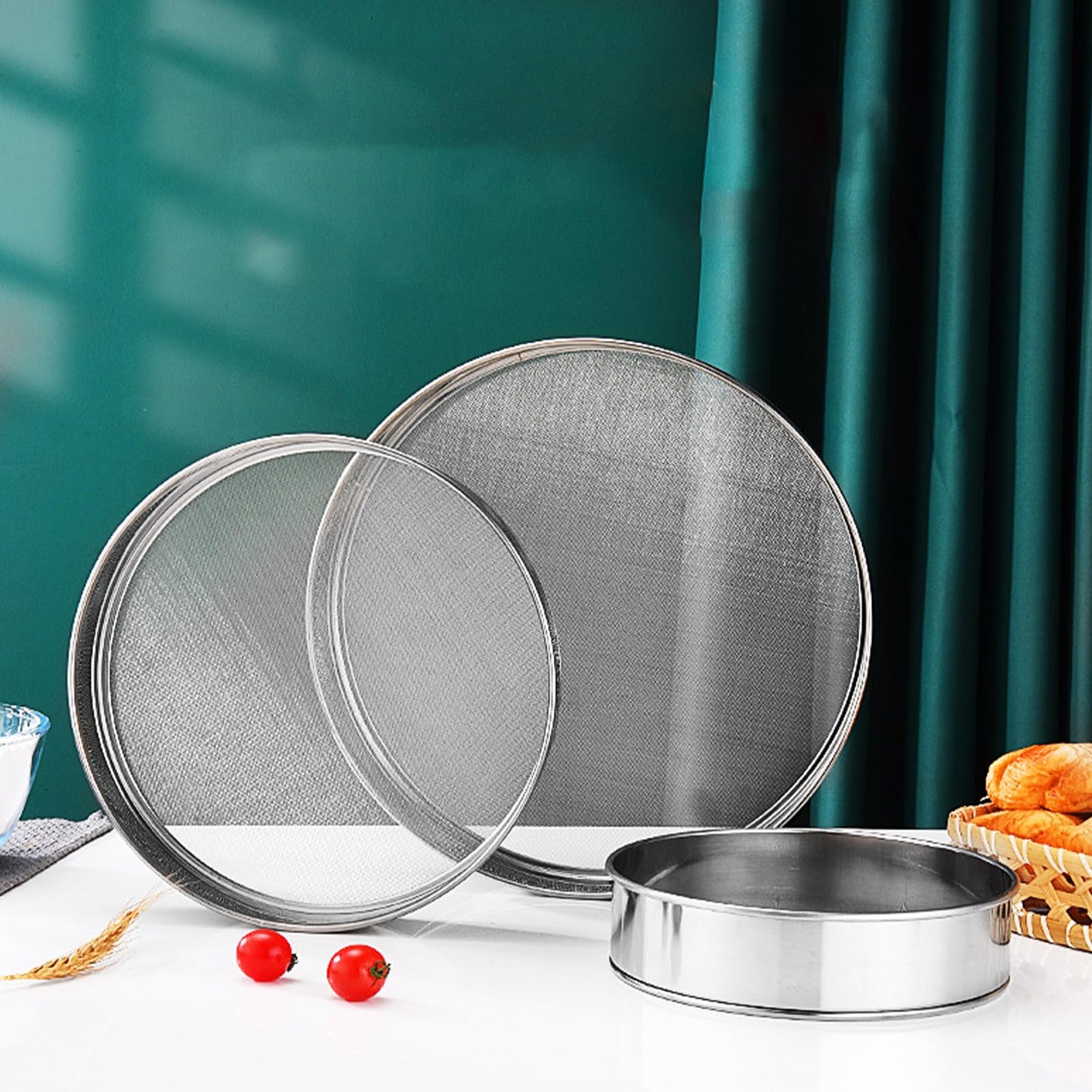 2 Pack Flour Sifter,Stainless Steel Fine Mesh Strainers Flour Sieve,8 Inch 60 Mesh and 10 Inch 40 Mesh for Baking Cake Bread (8"/60 mesh and 10"/40 mesh)