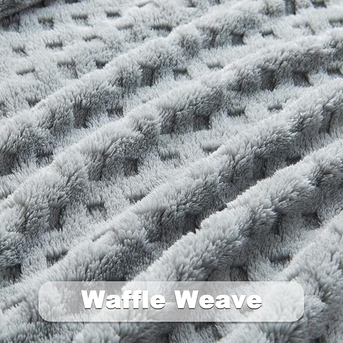 NEWCOSPLAY Super Soft King Blanket Grey Premium Silky Flannel Fleece 3D Waffle Checkered Lightweight Bed Blanket All Season Use (Light Grey, King(90"x110"))