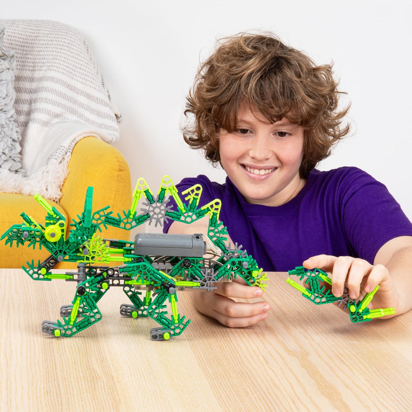 K'NEX Dynamic Dinos 6-in-1 Building Set - STEM Building Kit, Kid Construction, Creative Play Toy‚ Ages 8+