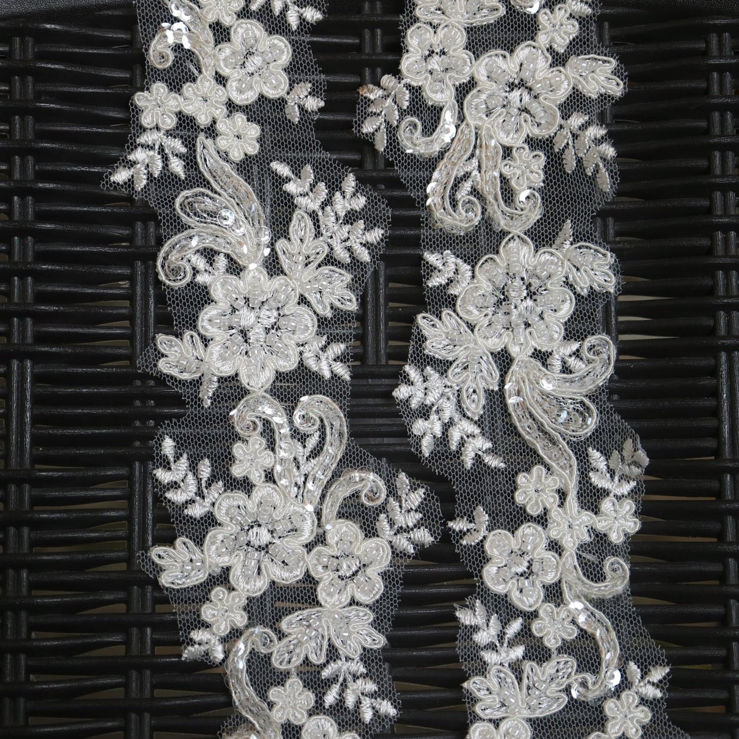 G-RUI 6cm*2yards Ivory White Luxury Beaded Embroidery Flower lace Appliques for Wedding Dresses Rhinestone Applique Patches Embroidery lace parches ropa (Off White Color)…