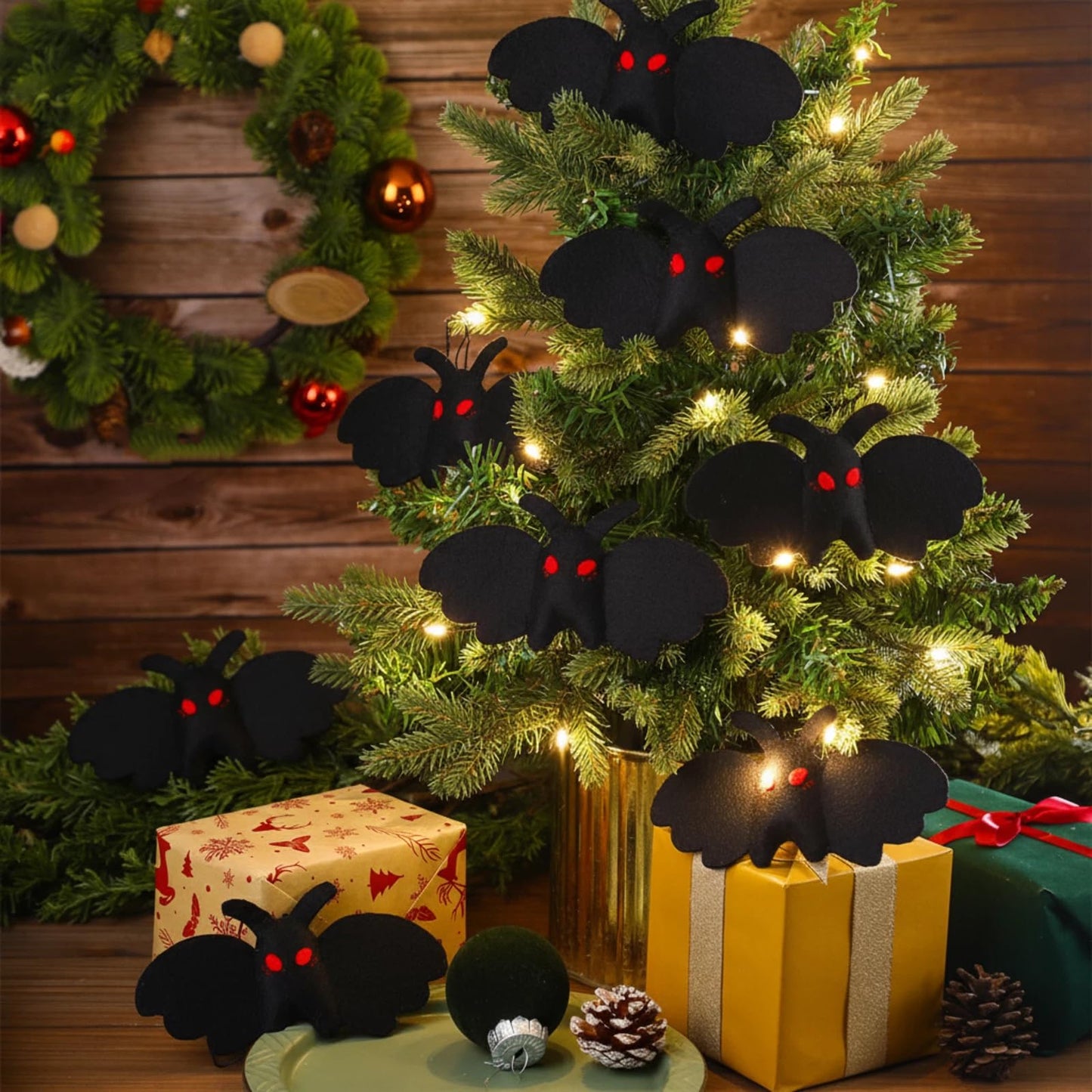 Jenaai 12 Pcs Mothman Christmas Tree Ornament Creepy Goth Stuffed Mothman Animals Decoration Dark Theme Bat Shape for Xmas Tree Fireplace Hanging Home Ornaments Party Gifts