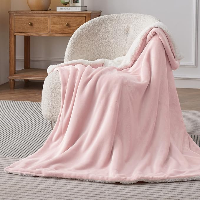 Bedsure Sherpa Fleece Throw Blanket for Couch - Thick and Warm, Soft Fuzzy Plush Throw Blanket for Winter, Pink, 50x60 Inches