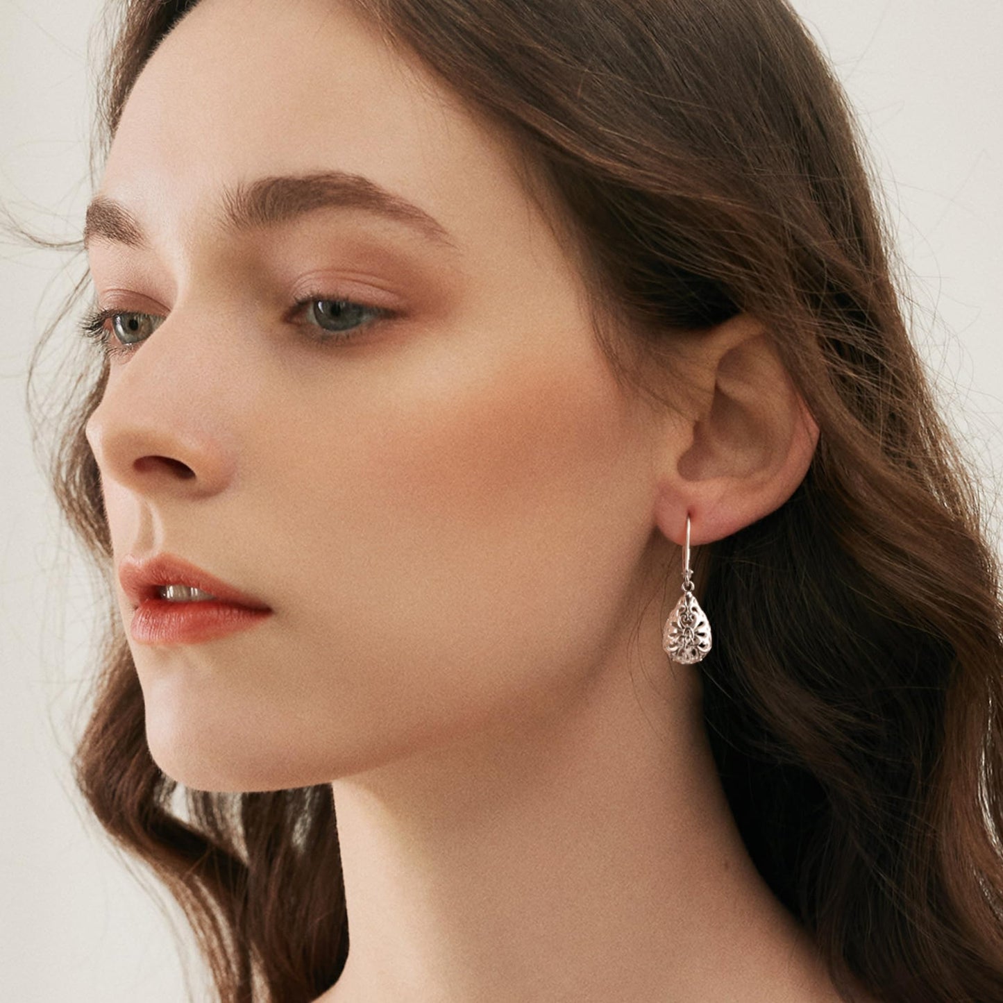 LANCHARMED Sterling Silver Teardrop Earrings for Women Trendy Silver Drop Leverback Dangle Earrings Hypoallergenic Leverback Dangle Drop Earrings for Women Jewelry